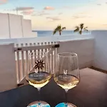 Infinity Ocean - Sea View And Pool - By Lanzarote Апартаменти