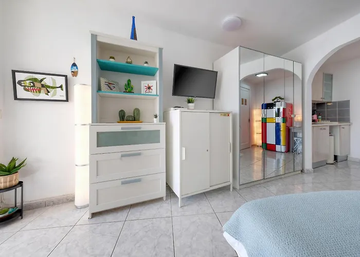 Infinity Ocean - Sea View And Pool - By Lanzarote Апартаменты